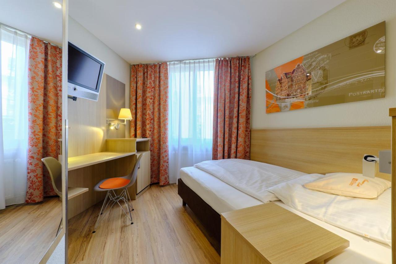 Hotel Victoria Nuernberg ภายนอก รูปภาพ
