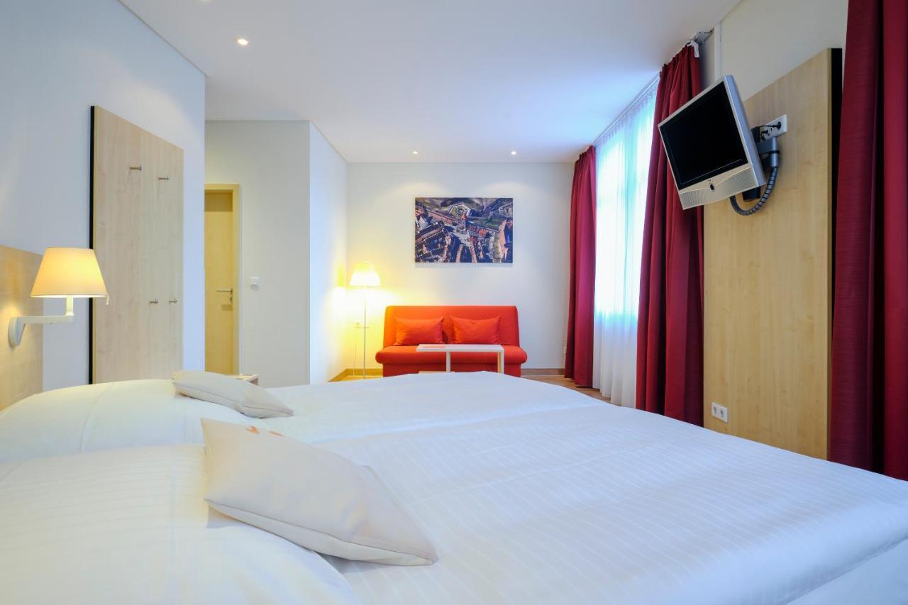 Hotel Victoria Nuernberg ภายนอก รูปภาพ